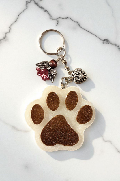 Resin keychain paw