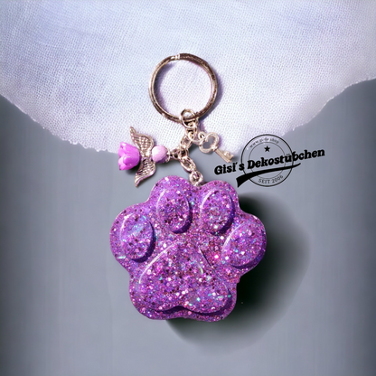 Resin keychain paw