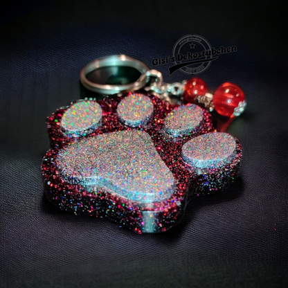 Resin keychain paw