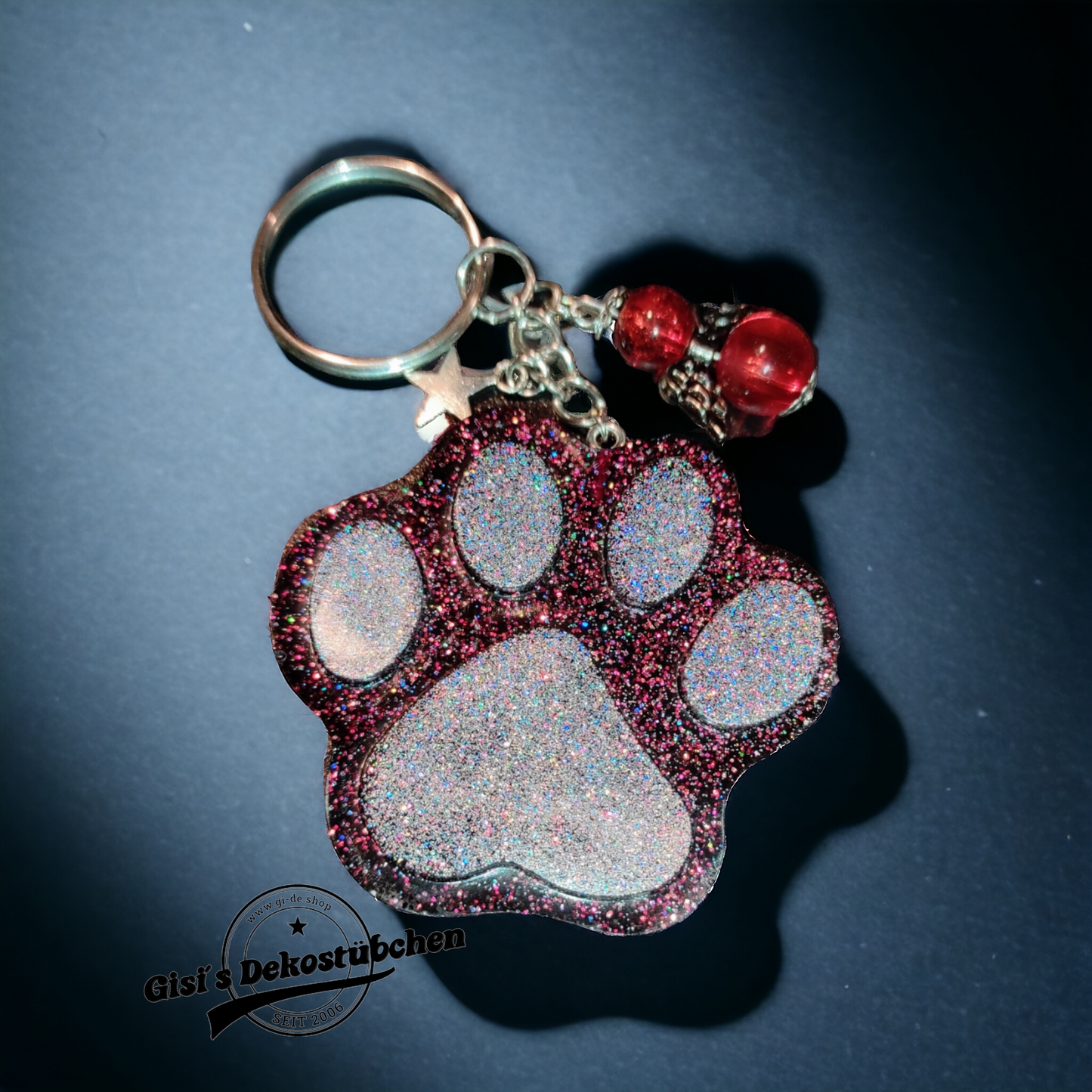 Resin keychain paw