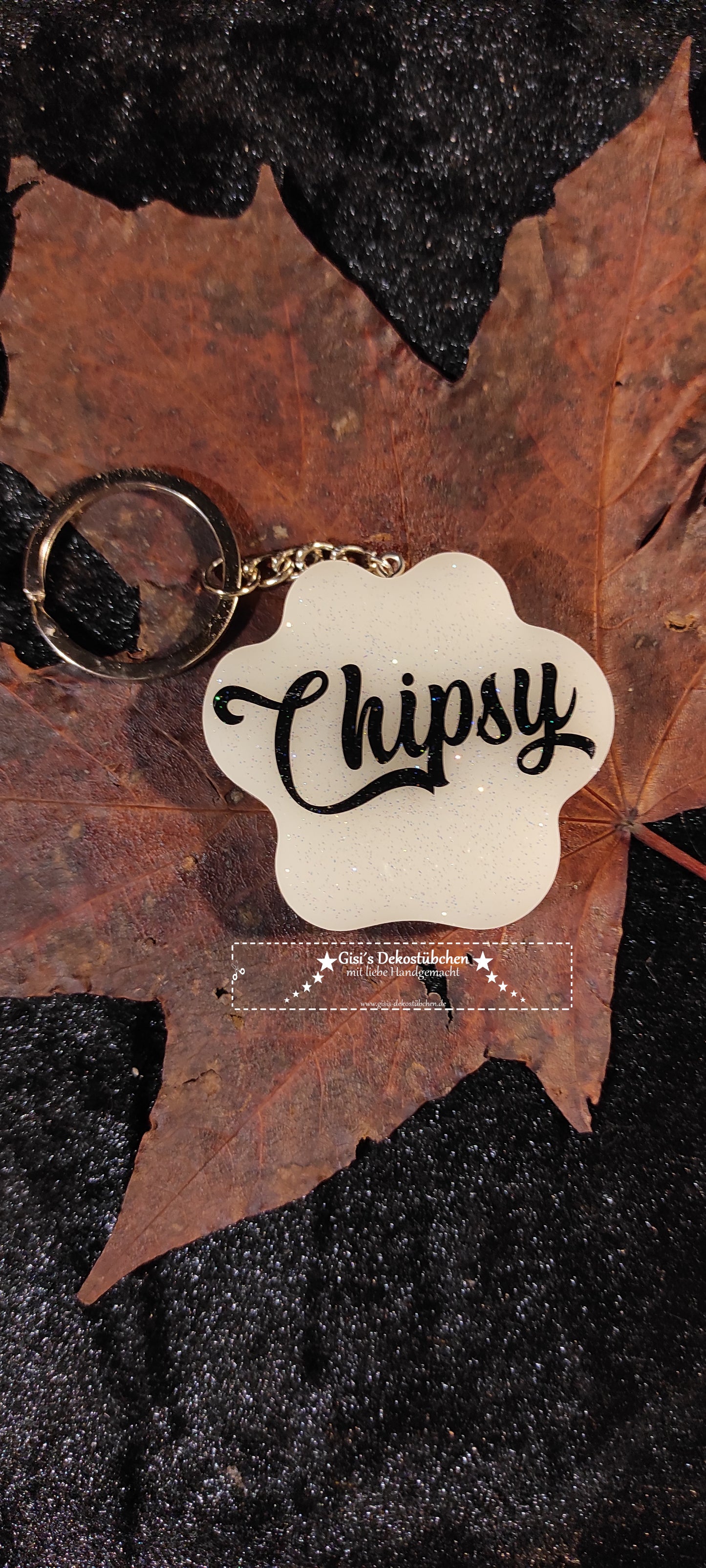 Resin paw keychain with name