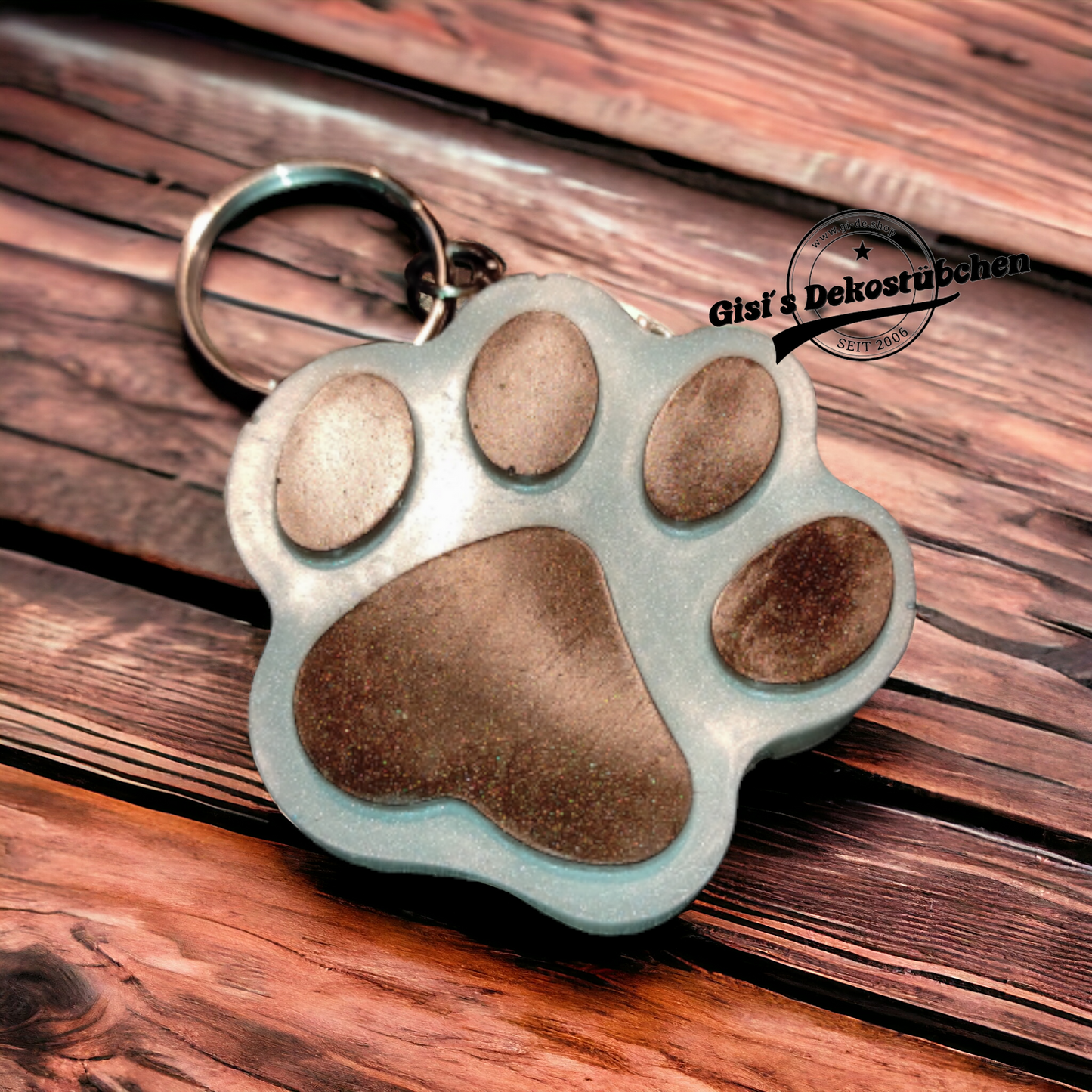 Resin paw keychain with name