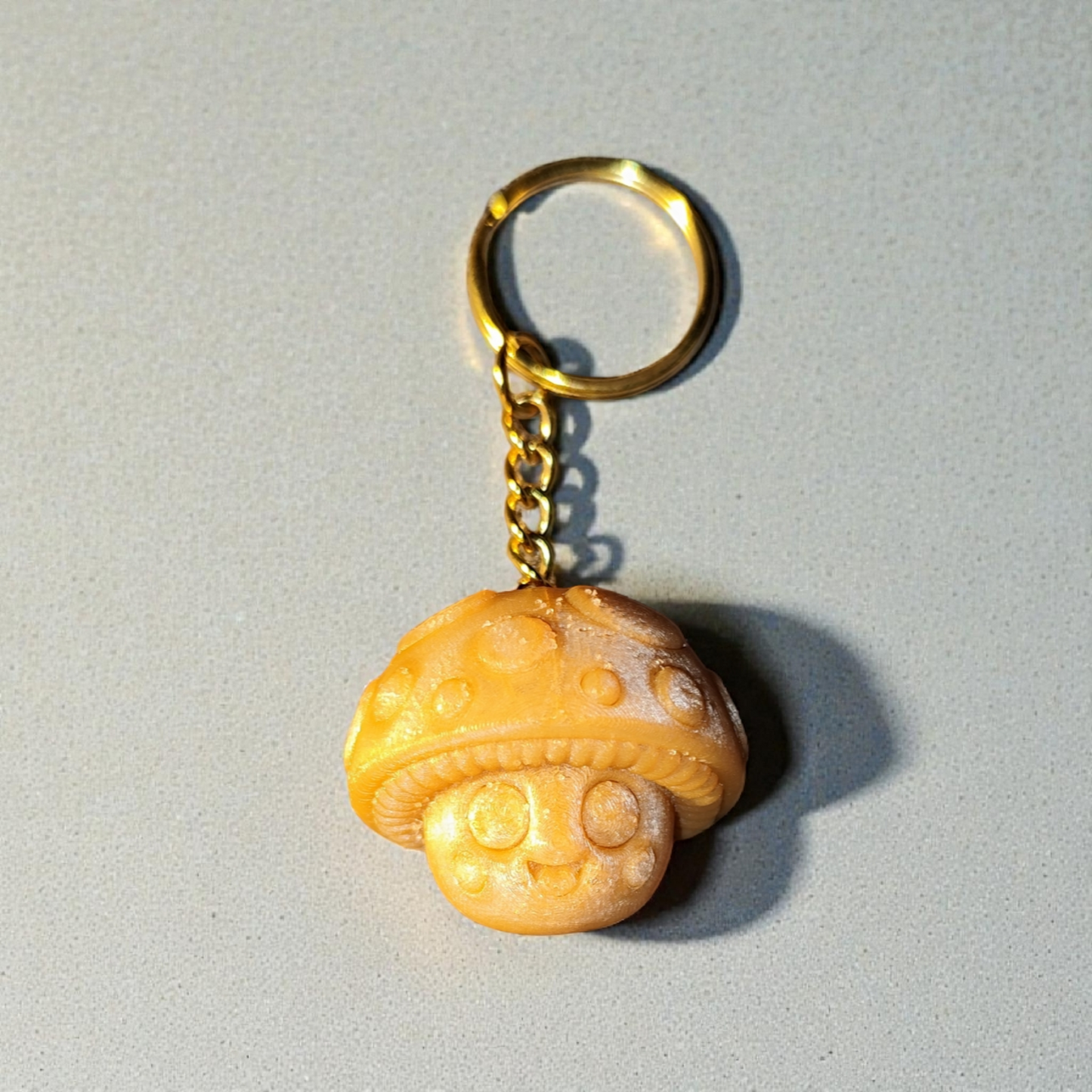 Fly agaric keychain