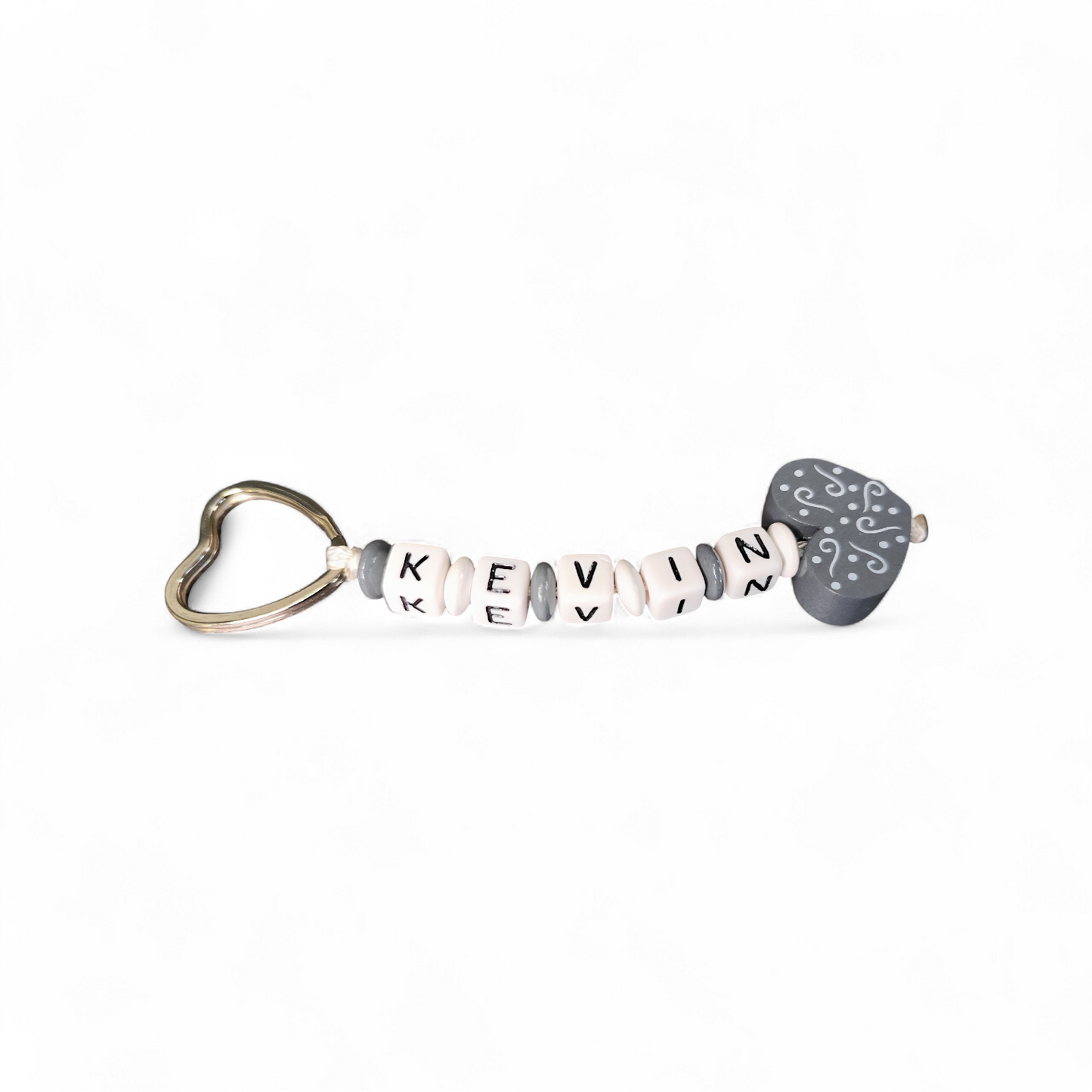 Keychains with name and heart motif in various colors 