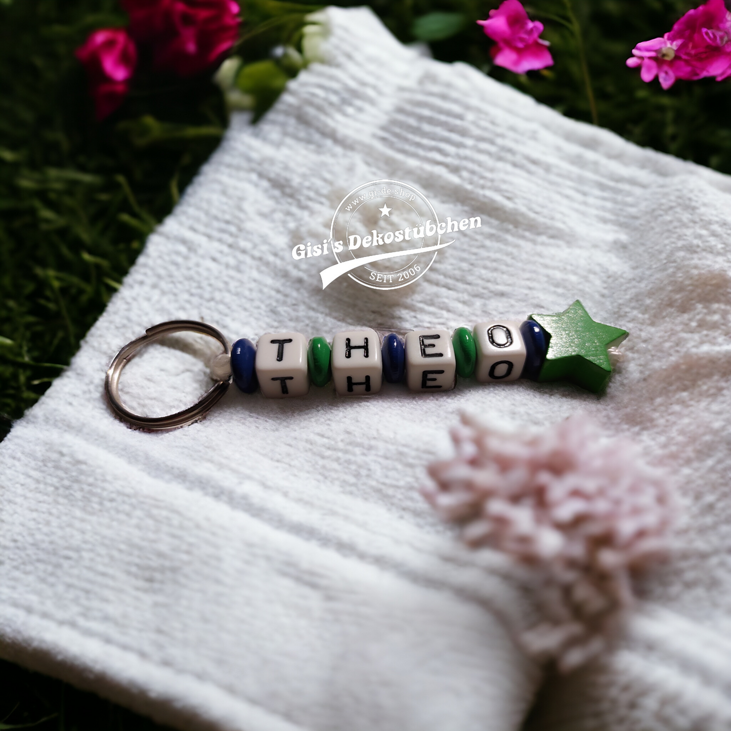 Keychain with name motif star