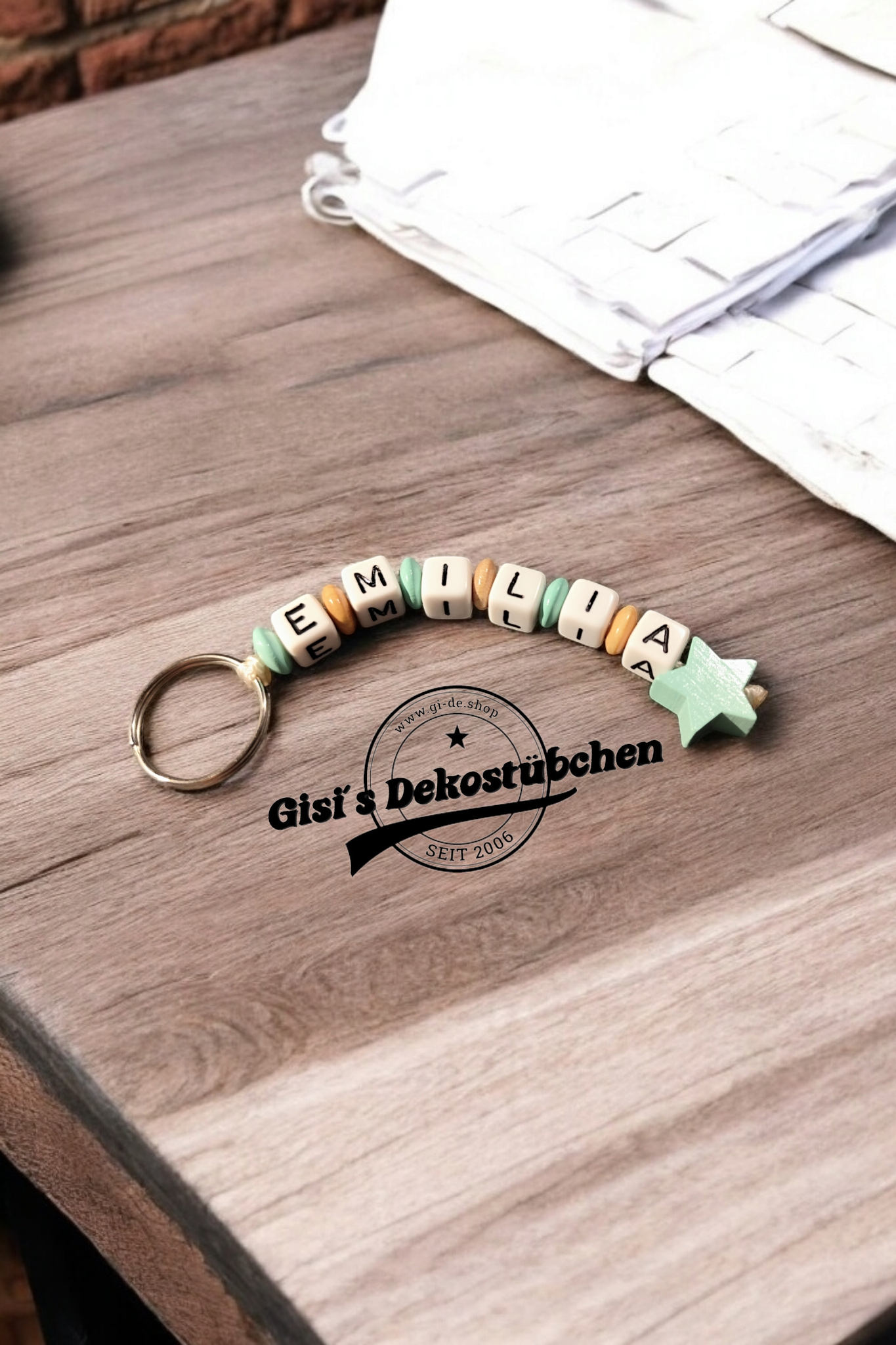 Keychain with name motif star