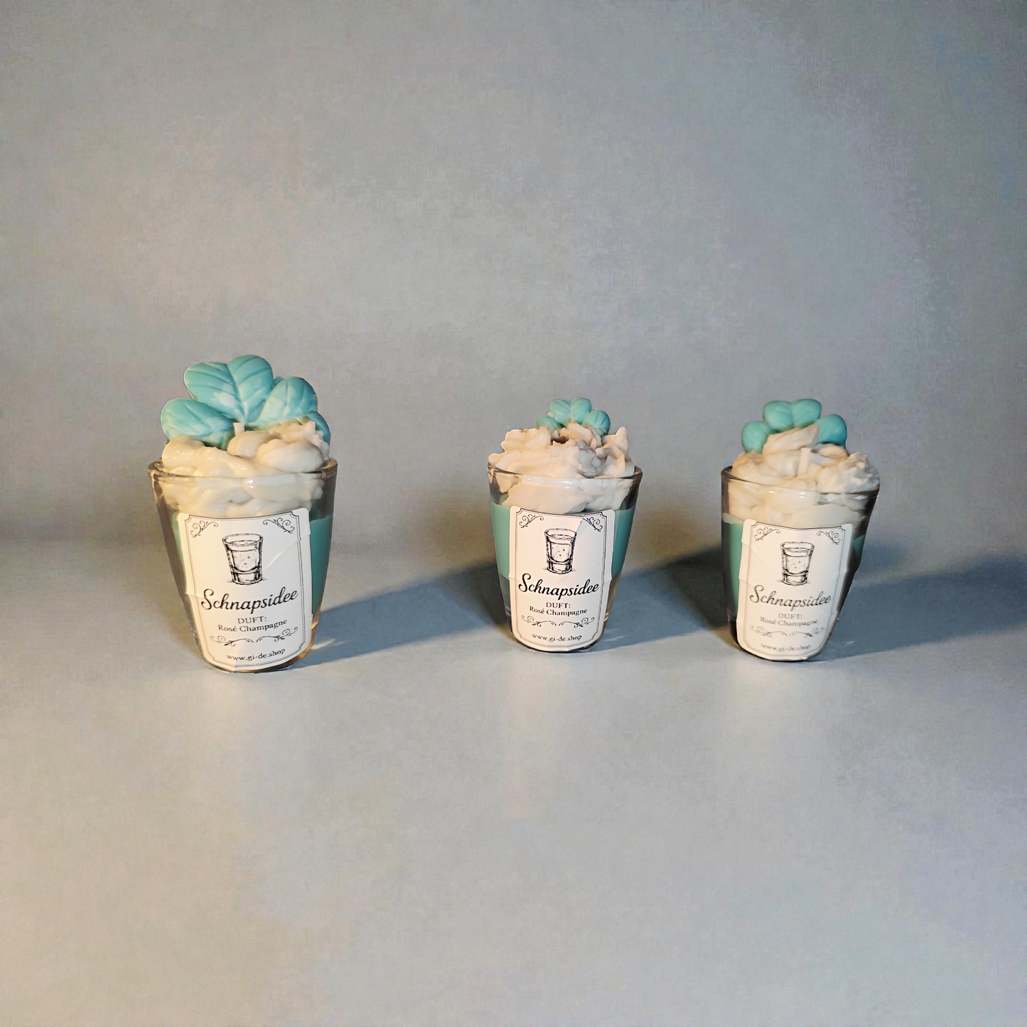 Crazy idea: Candle in a shot glass made of soy wax – Fun New Year's Eve gift idea with your choice of scent &amp; lucky clover