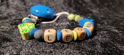 Pacifier chain with name, car, blue/green