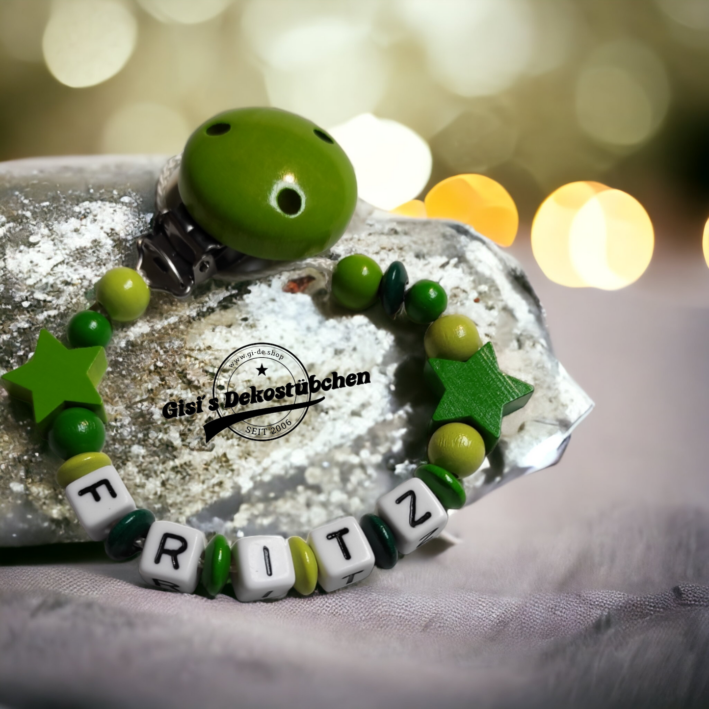 Pacifier chain with name and stars, green 