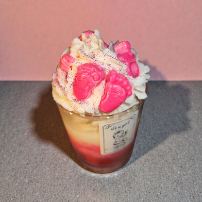 Soy wax candle for birth – “It’s a Girl” or “It’s a Boy” gift candle