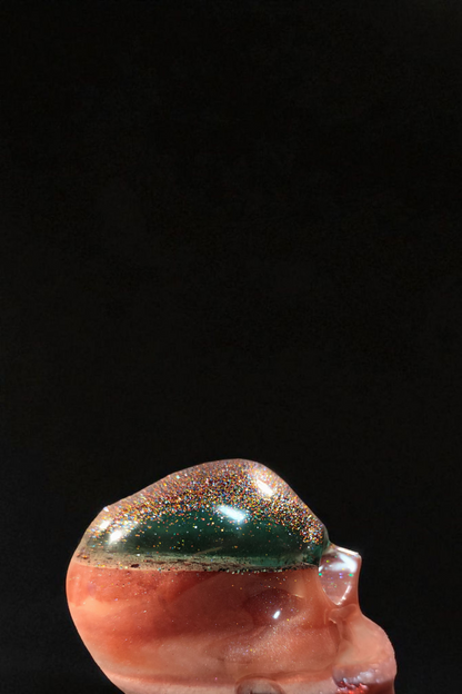 Skull decoration figure – epoxy resin with pigments &amp; glitter – 10 cm – unique piece &amp; custom color possible