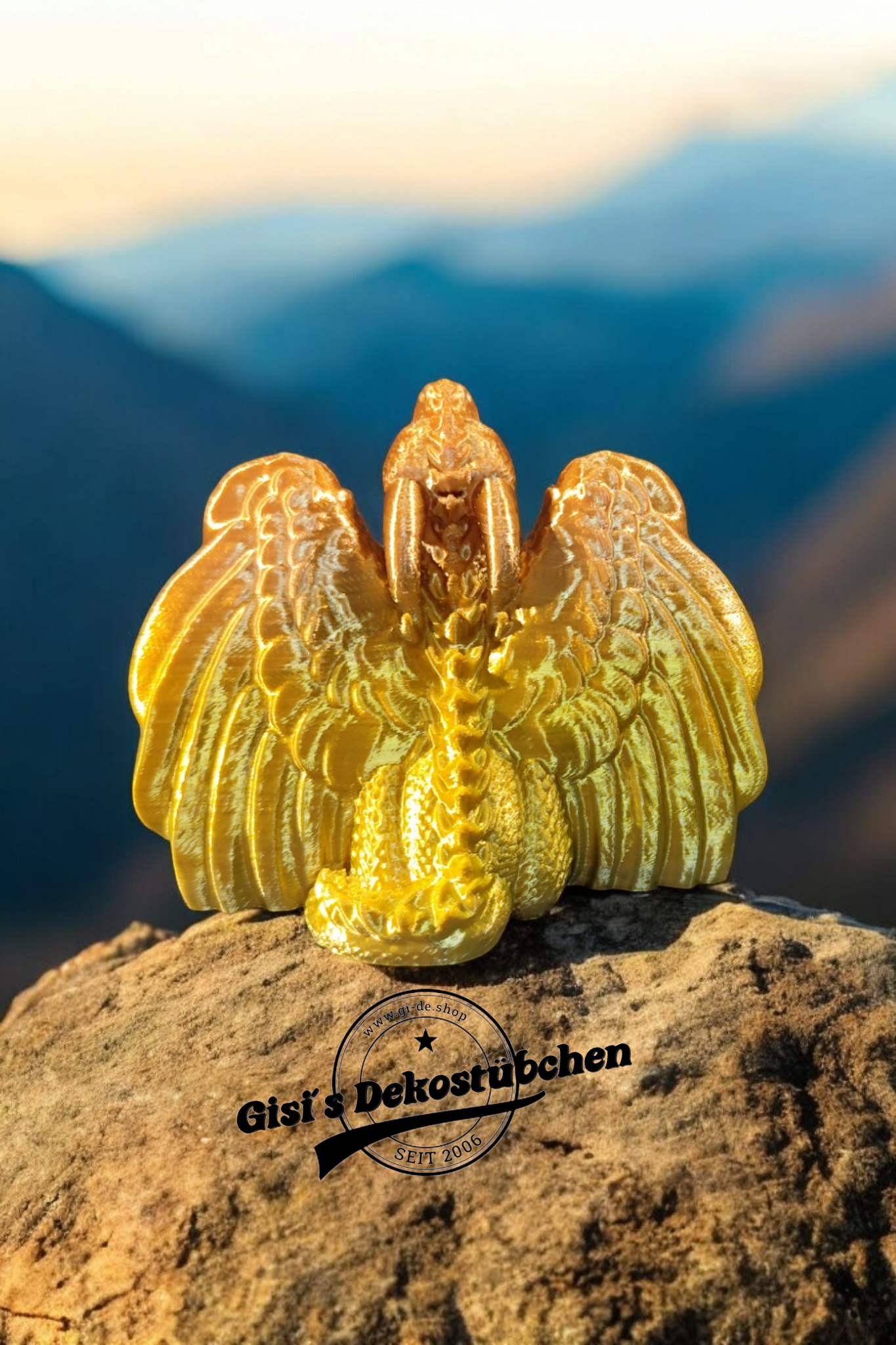 USB cable holder dragon