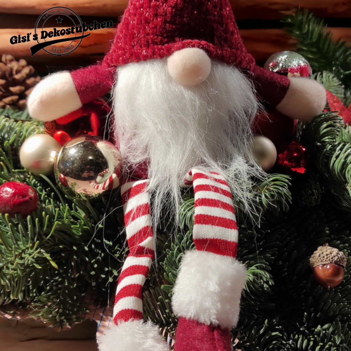 Gnome Advent wreath freshly tied 