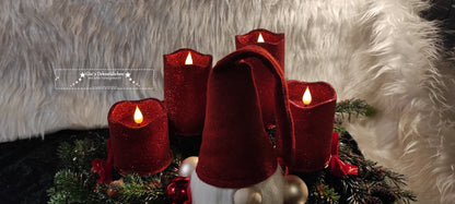 Gnome Advent wreath freshly tied 