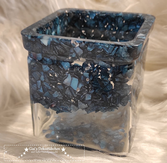 Resin tealight holder for Valentine's Day 