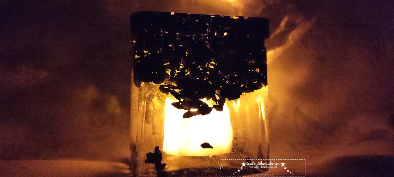 Resin tealight holder for Valentine's Day 