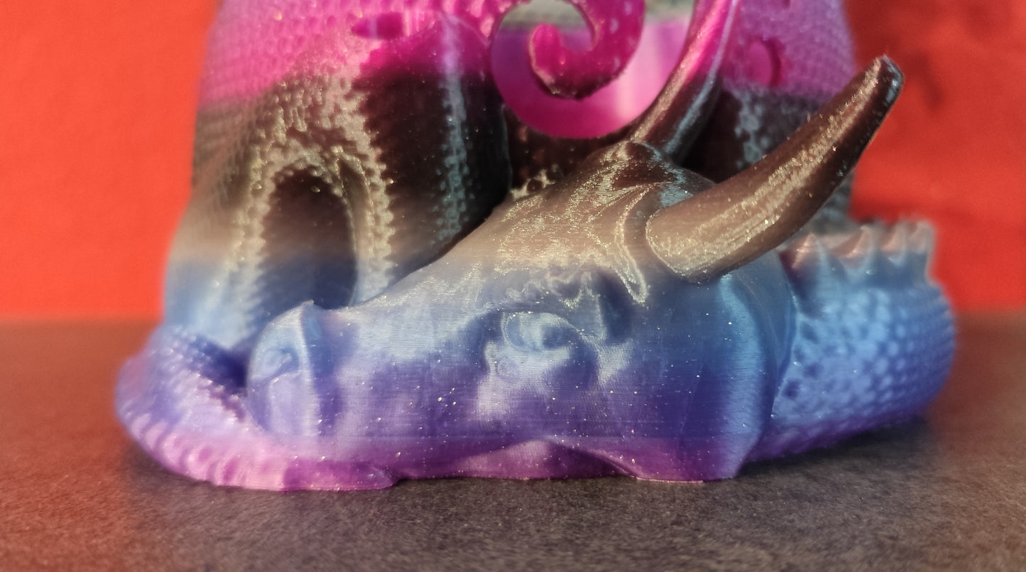 3D Printed Dragon Yarn Holder – Yarn Bowl with Holder for Crochet Hook & Scissors