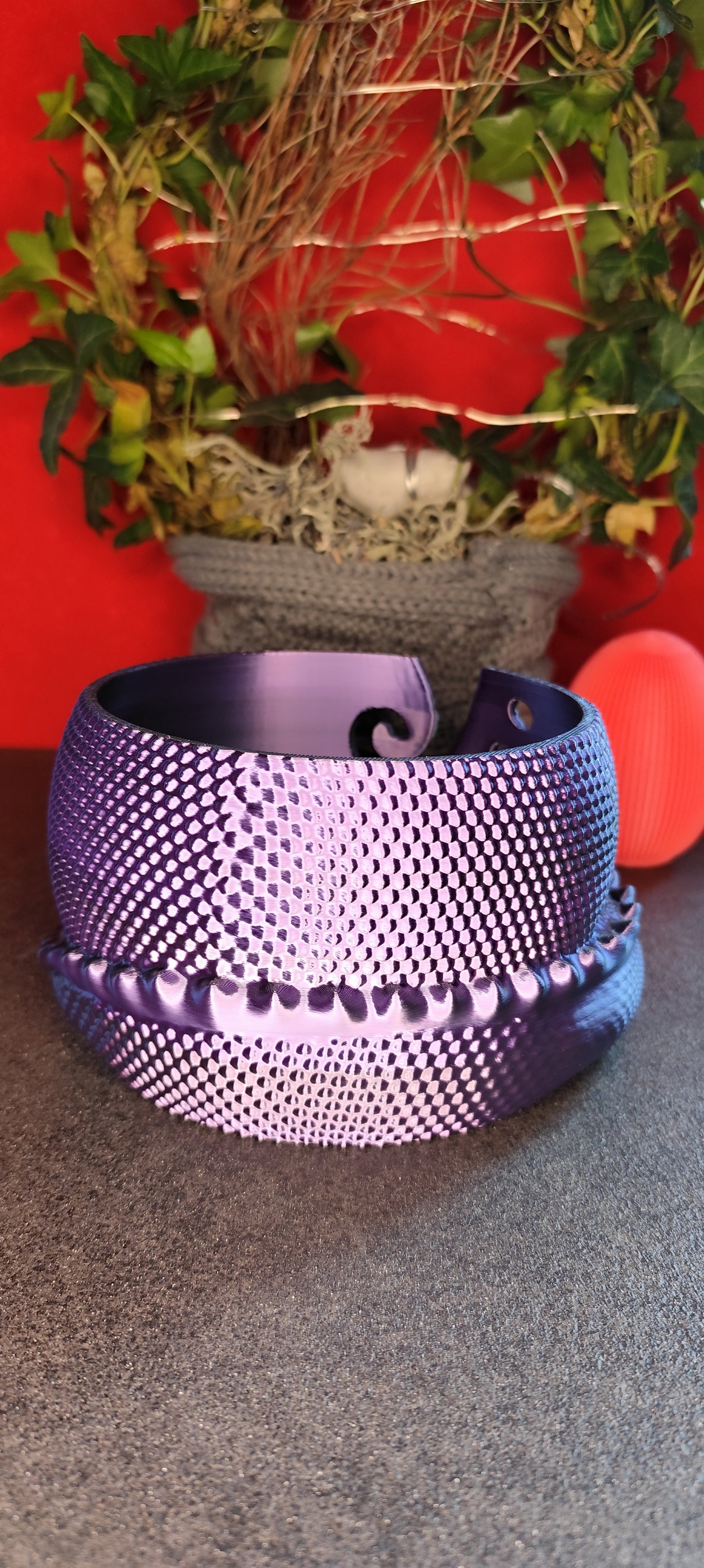 3D Printed Dragon Yarn Holder – Yarn Bowl with Holder for Crochet Hook & Scissors