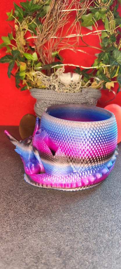 3D Printed Dragon Yarn Holder – Yarn Bowl with Holder for Crochet Hook & Scissors