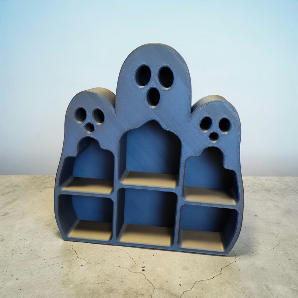 XXL Gespensterregal – 3D-gedrucktes Deko- und Sammlerregal mit 6 Fächern